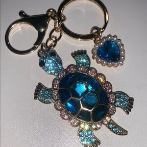 Turtle purse/bag charm Keychain w/heart charm